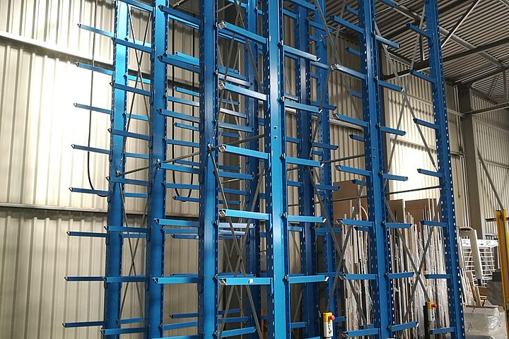mobile cantilever racking